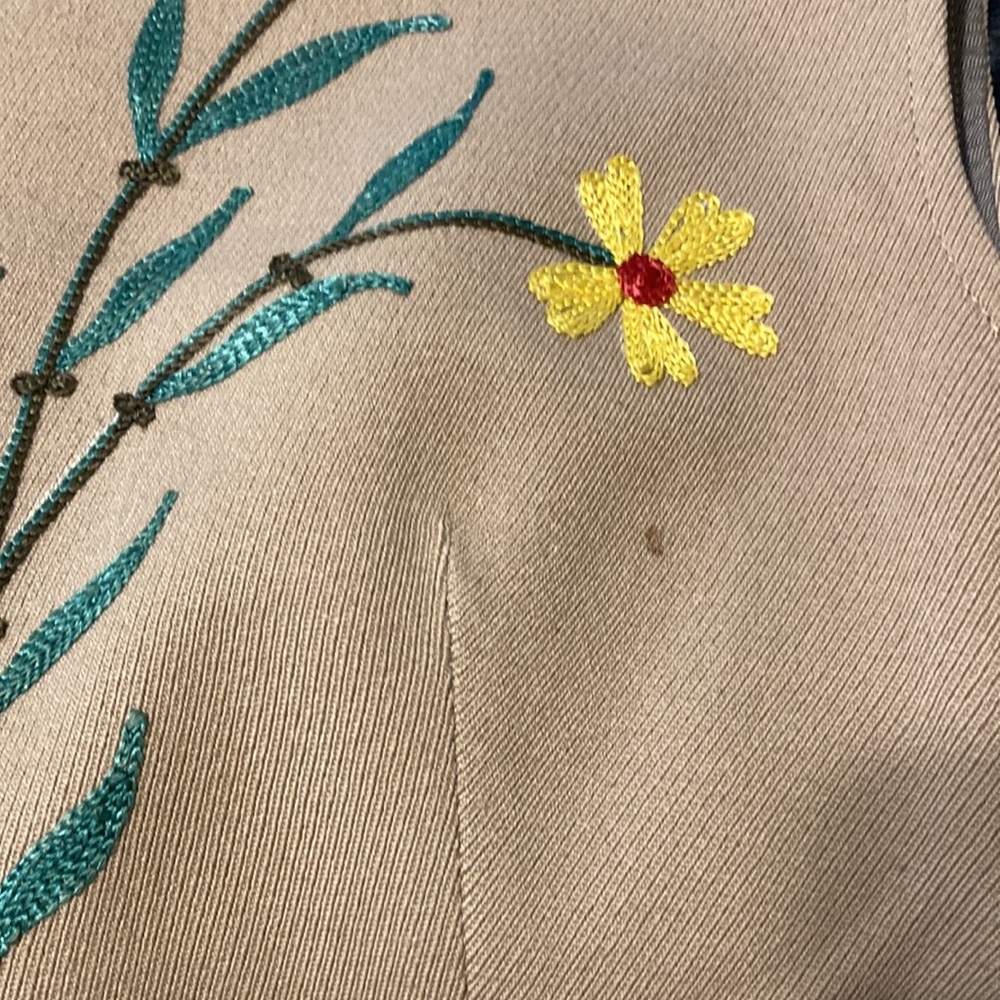 H Bar C Ranchwear Tan Embroidered Western Vest - Picture 4 of 6